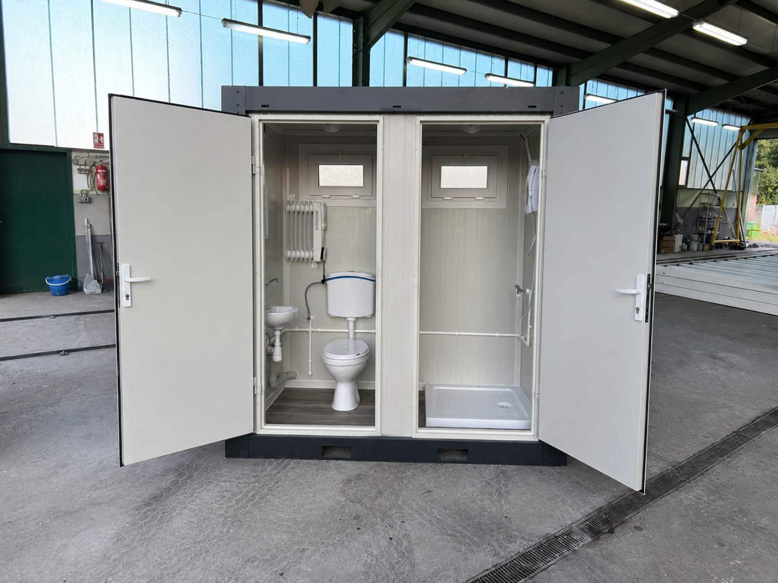 Sanitärmodul Shower Außenansicht